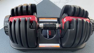 Bowflex SelectTech 552 on an exercise mat